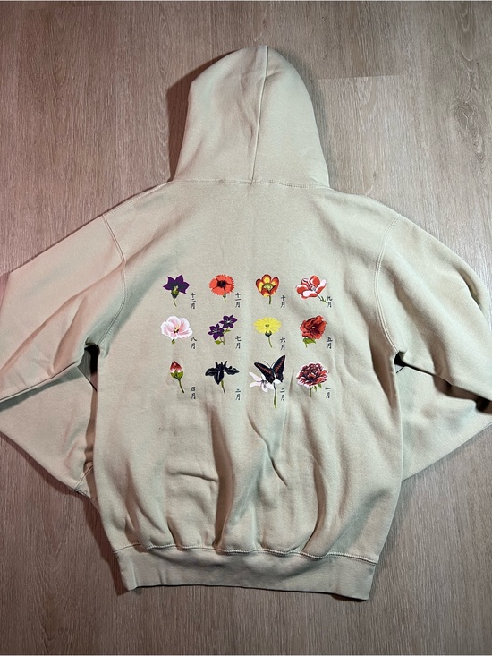 Other - Floral Grid Graphic Hoodie in Light Beige